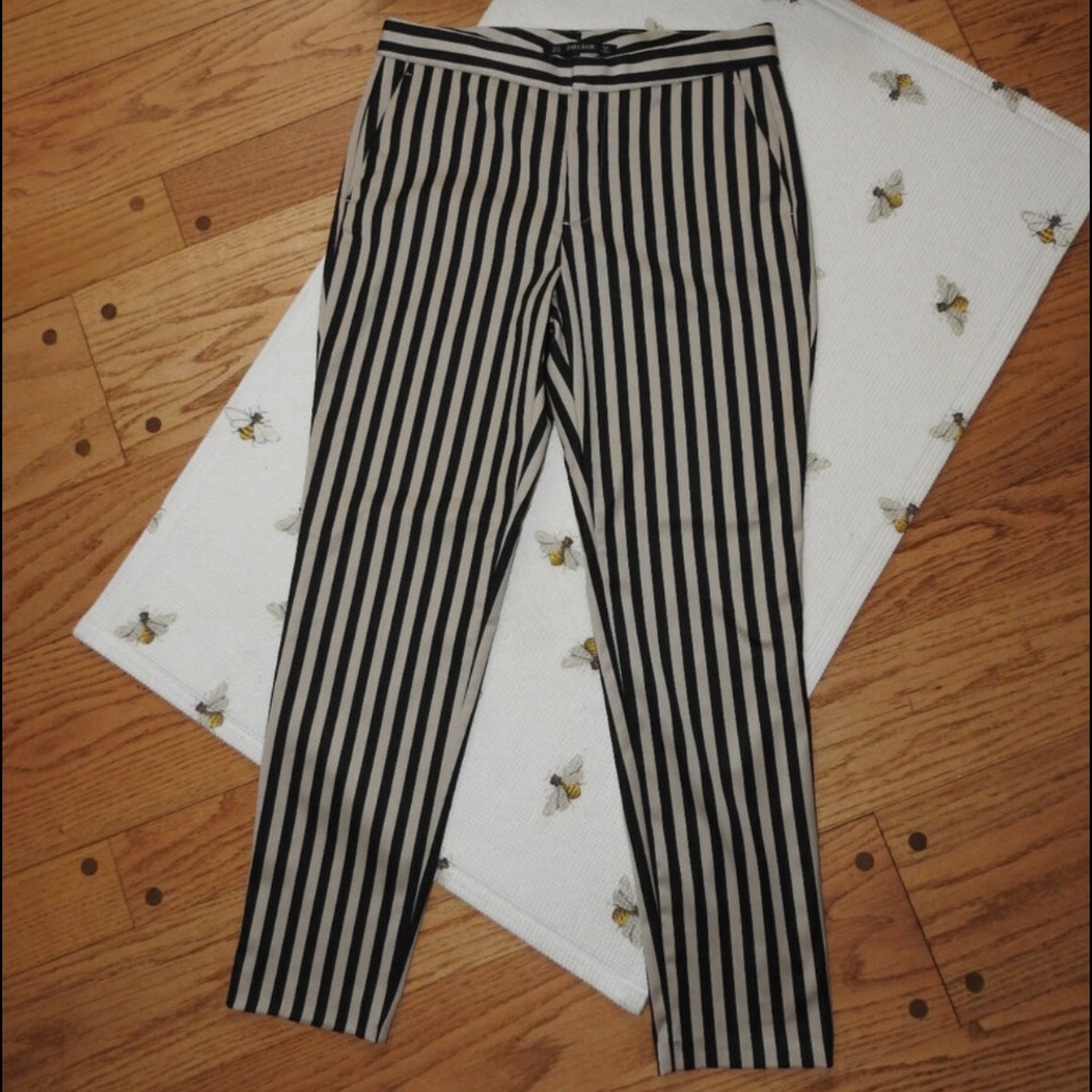 Striped Black and White Womens Pants From Zara Size Small Excellent Condition